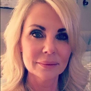 Meet your Posher, Joni